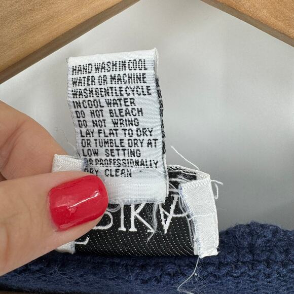 Vintage Erika Floral Embroidered 3D Knit Cardigan Sweater Navy Blue Size Large - Picture 4 of 7